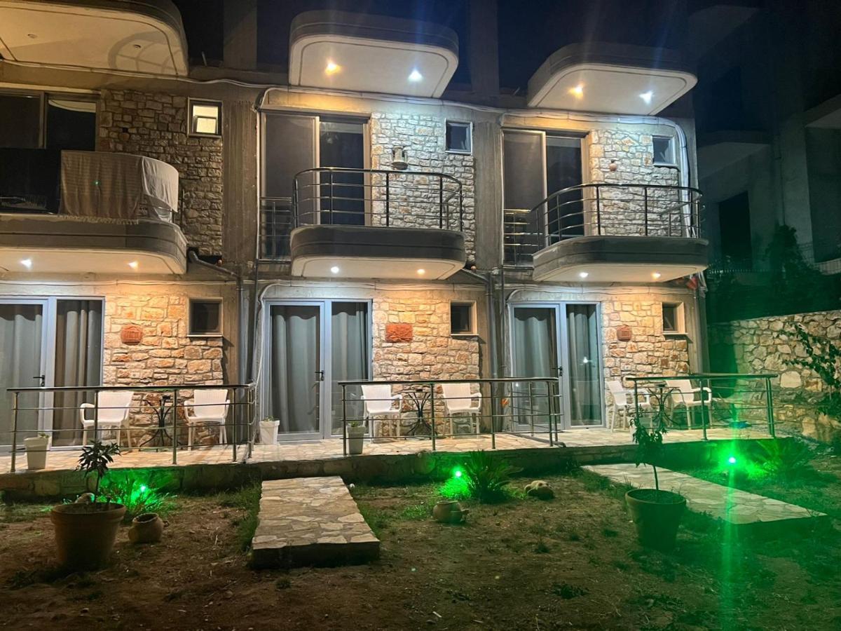 Noah'S Home Himare Bagian luar foto