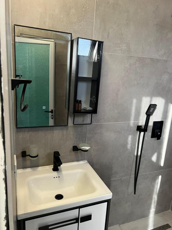 Noah'S Home Himare Bagian luar foto