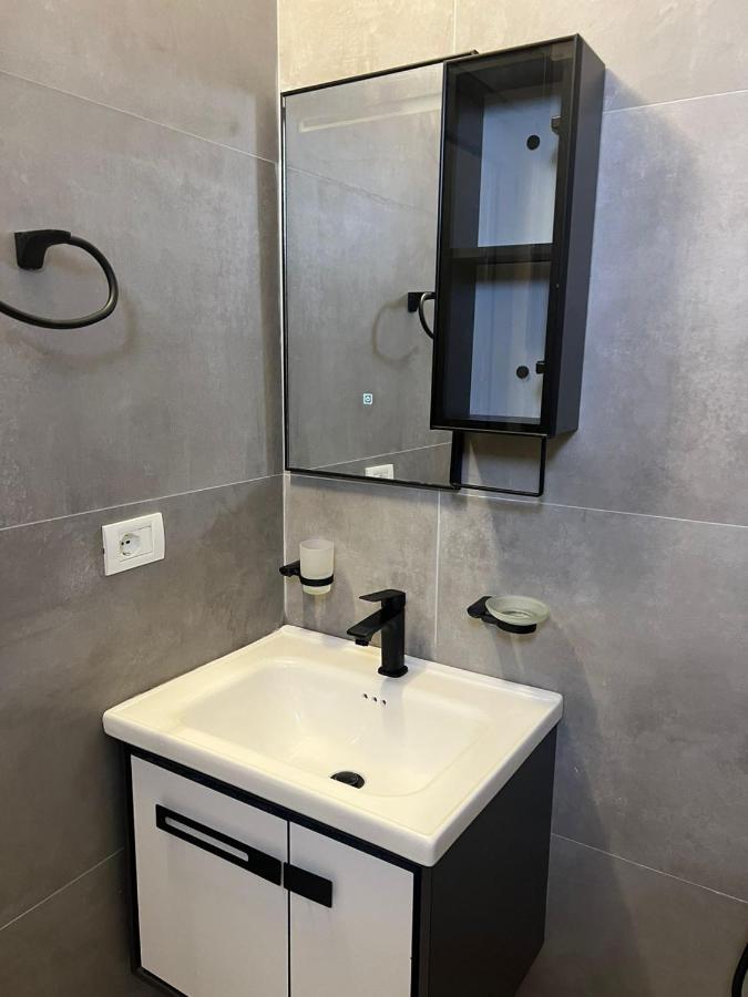 Noah'S Home Himare Bagian luar foto