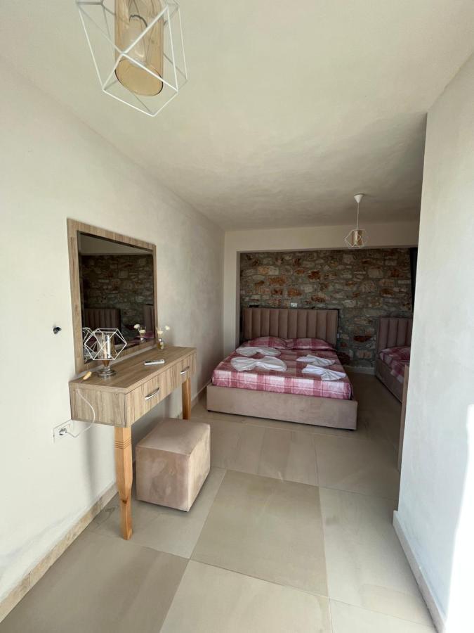 Noah'S Home Himare Bagian luar foto